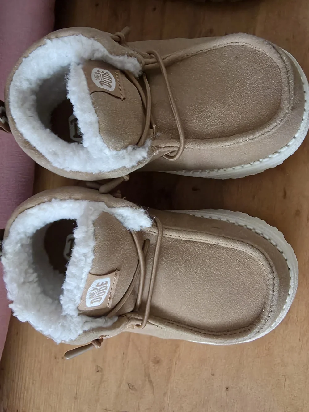 Hey Dudes Kids Cozy Faux-Shearling Ankle Boots - Tan